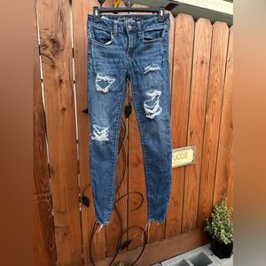 American Eagle ripped jeans size 2